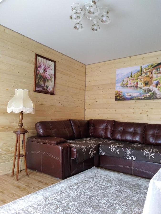 в самому центрі почаева Apartment *